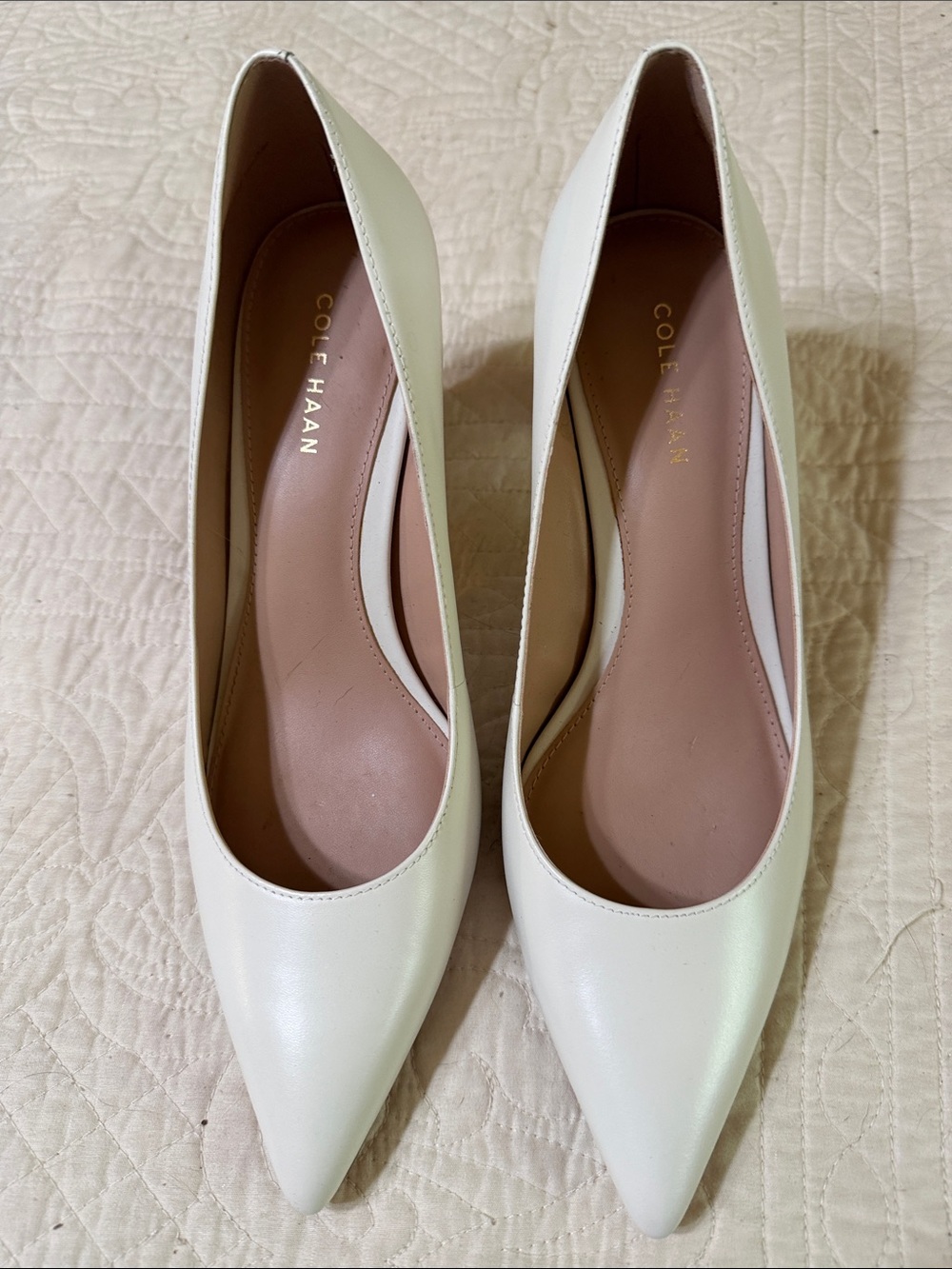 Cole Haan Ivory Pointed-Toe Leather Pumps Grand 360.
